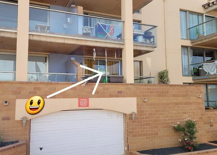 Daire Residencial Esquinzo 2 *