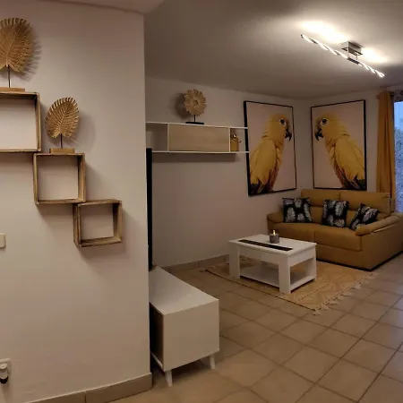 Residencial Esquinzo 2 *